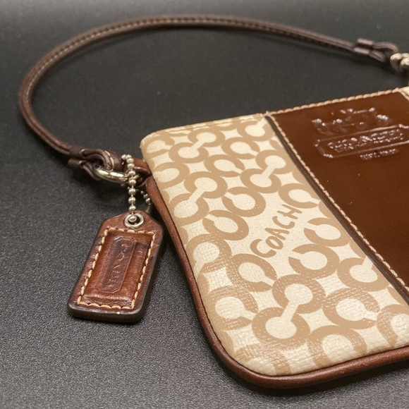 Coach Rare Penelope Op Art Wristlet Brown Patent Leather and Coates Canvas - Picture 3 of 4